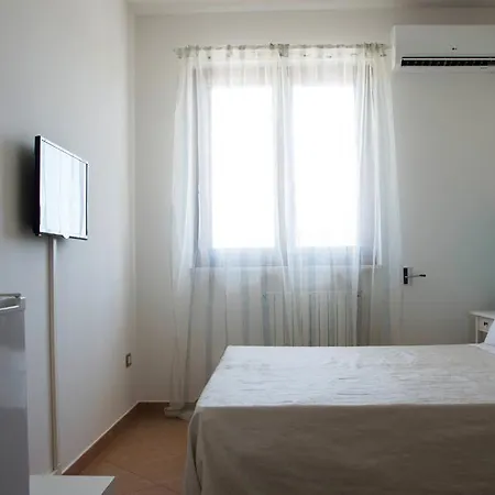 فندق مبيت وإفطار Aliseo 3*